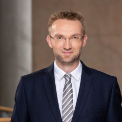 Manfred Stuebe